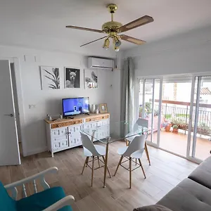 Apartamento Piso Con Terraza Muy Cercano A La Playa, Almuñécar